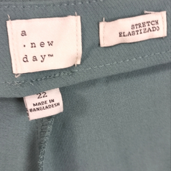 NWT A New Day High-Rise Tailored Shorts - Picture 8 of 9